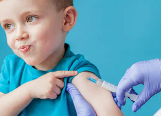 România ar putea începe în această vară vaccinarea anti-COVID a copiilor între 12 și 15 ani