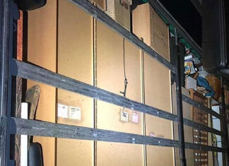 Transport de 12 tone de deşeuri, oprit la intrarea în România la Vama Borș şi returnat în Germania