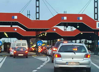 Timpi de așteptare de până la trei ore la ieșirea din țară