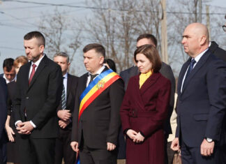 Ilie Bolojan, alături de Maia Sandu la Chișinău de Ziua Unirii Basarabiei cu România. Cei doi au inaugurat un parc construit cu fonduri donate de Oradea și Bihor