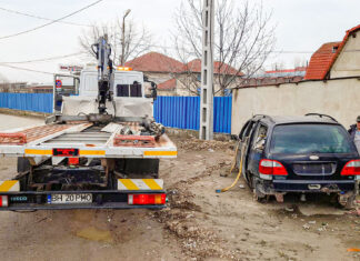 Continuă acțiunea de ridicare a mașinilor abandonate pe domeniul public