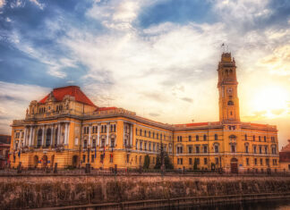 Turismul în Oradea în 2025: peste 220.000 de turiști oficiali și până la 150.000 neraportați