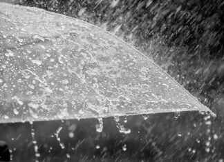 Furtuni cu grindină și vijelii în jumătate de țară. Atenționare de vreme rea de la meteorologi