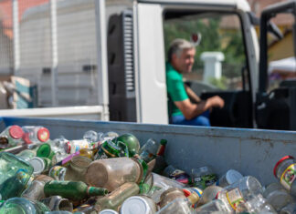 Luni, 18 septembrie, RER colectează doar ambalajele din sticlă de la cei care locuiesc la case pe malul drept al Crișului Repede